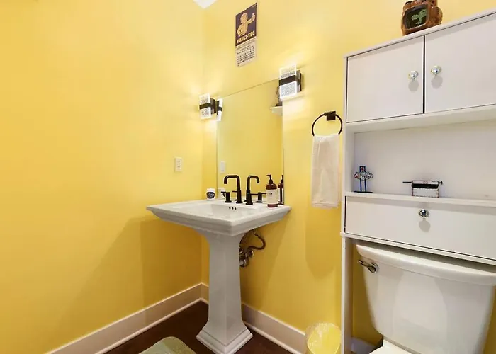 Holiday home Hostwise - The Alpine - Family Friendly, Great Area, 3br